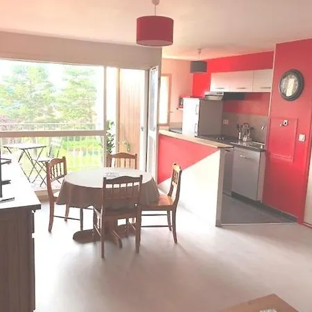 Grand Appart 46m² En A 10 Mn De La Plage アパート カブール